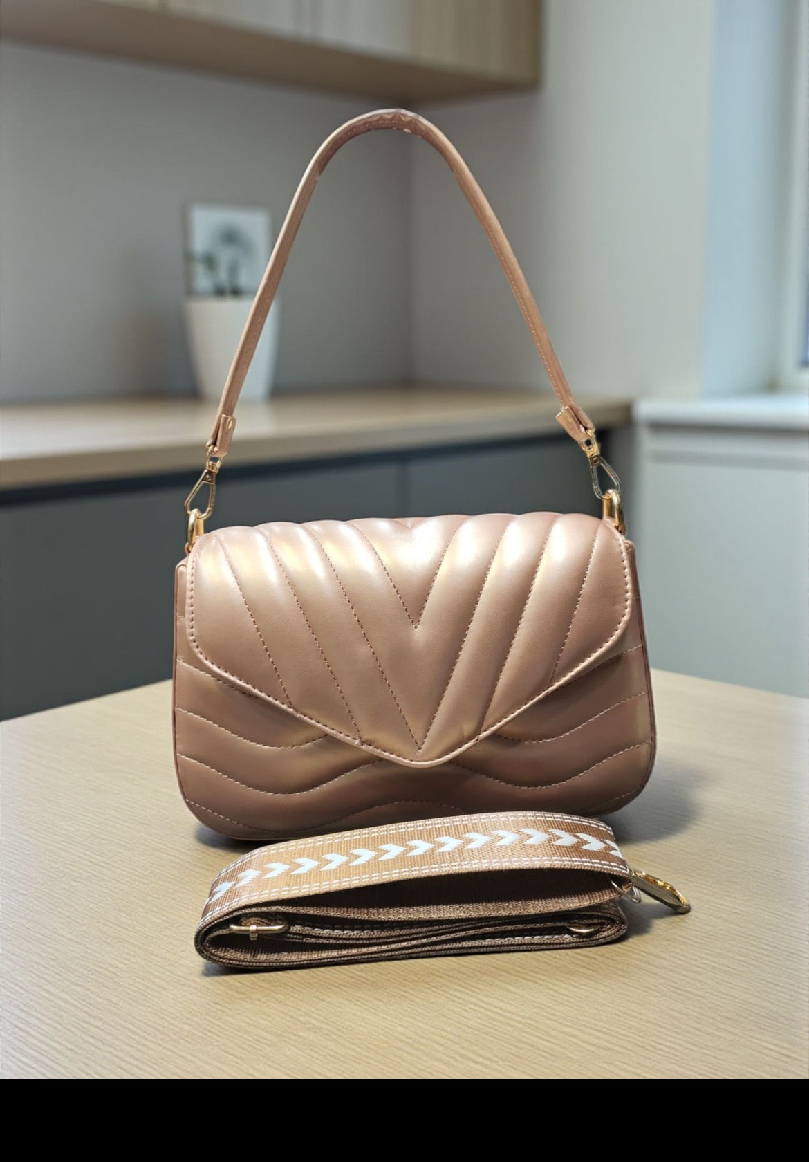 Shilmano Grace Sling Bag